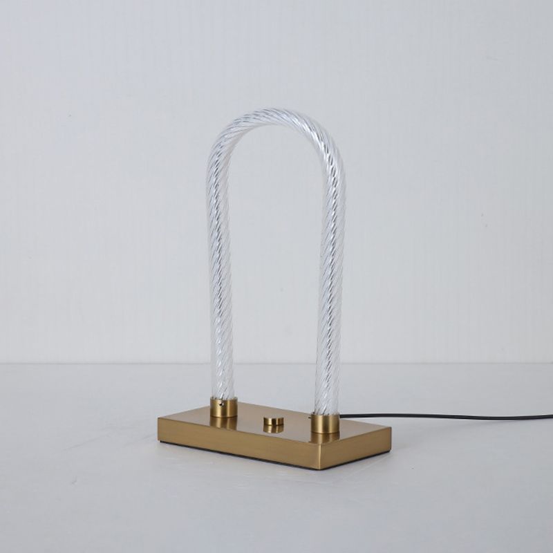 Table arc en acrylique Lumière Simple Style Gold LED Lampe de nuit pour chambre à coucher