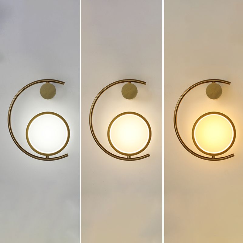 Moderne lineaire wandgemonteerde verlichtingsbeveiliging metaal 1 lichte wand sconce voor woonkamer