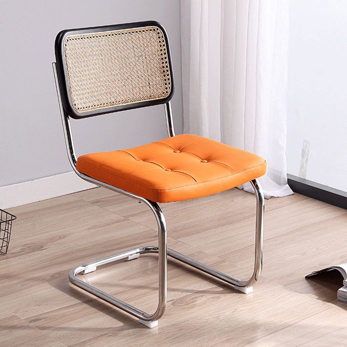 Silla de metal de estilo moderno Comedor Cocina Sillas laterales con respaldo abierto