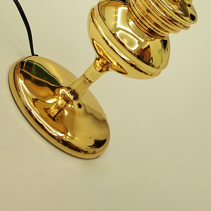 Postmodern Metal Table Lamp 1-Light Desk Light with Metal for Bedroom