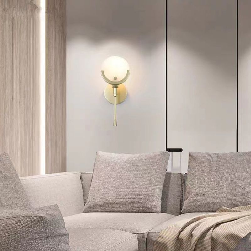 Single Golden Modernism Wall Mounted Sconce Shaded Wall Light for Dining Room