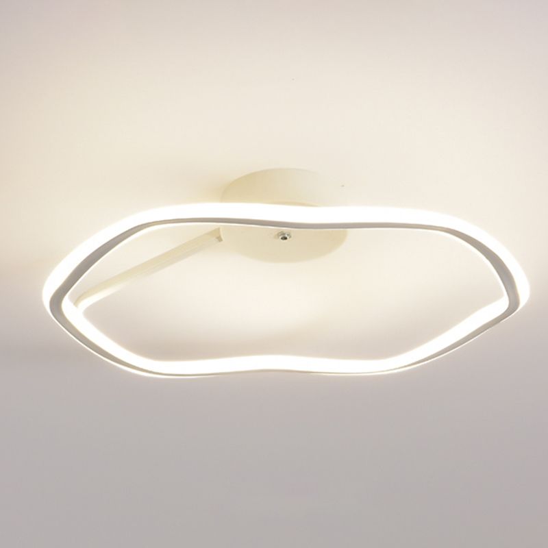 Metal Minimalism 1-Light Flush Mount Lamp Linear Flush Ceiling Light for Bedroom