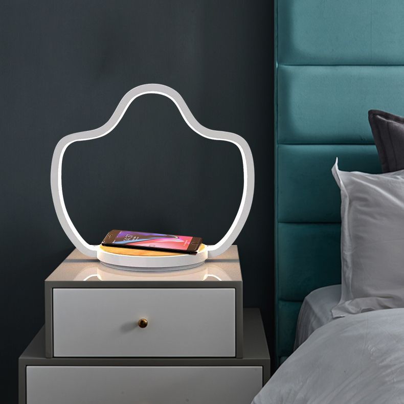 1 Leichte lineare Tischlampe moderne LED -Tischlampen Metall Nachttischlampen