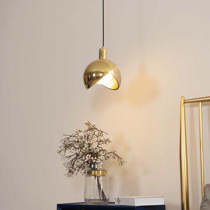 Luce a sospensione singolo a globo di ottone antico nella moderna lampada a sospensione di ferro elettroplate artistico