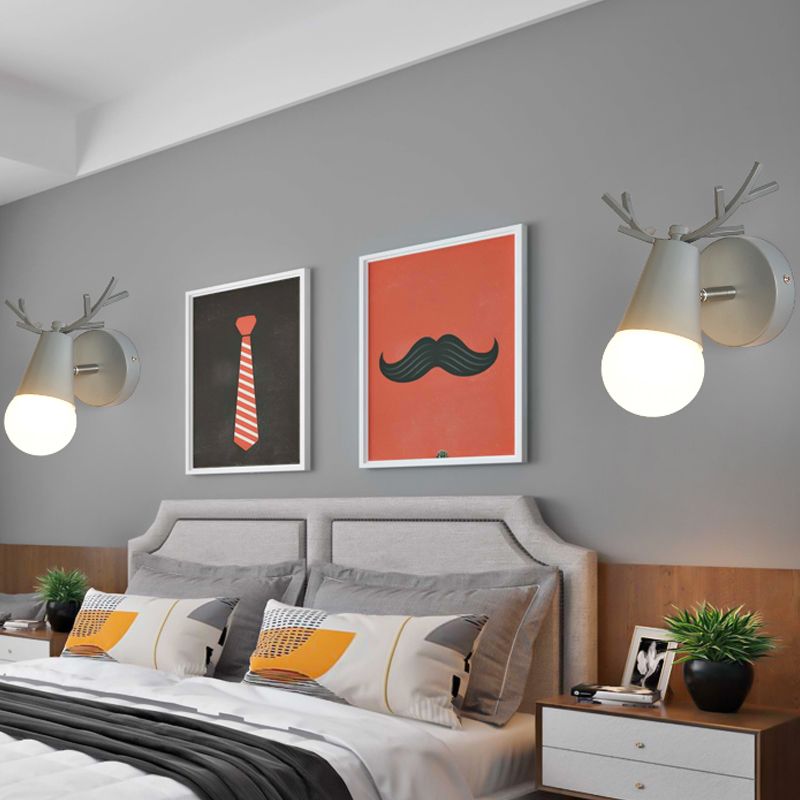 Nordic Metal Wall Light Colorful Single Light Wall Sconce for Living Room