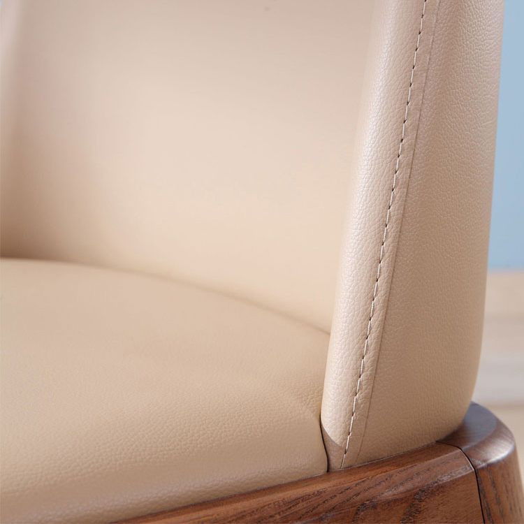 Silla de comedor con respaldo sólido y acabado mate de cuero escandinavo para el hogar