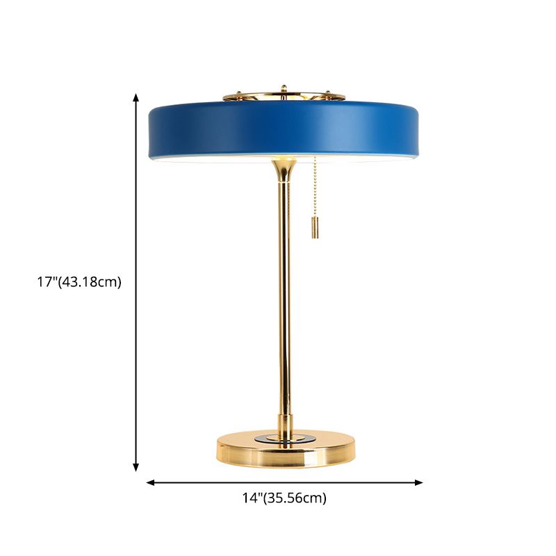 Table ronde postmoderne Lumière Métal Livrée LED Table table de chevet avec interrupteur de chaîne