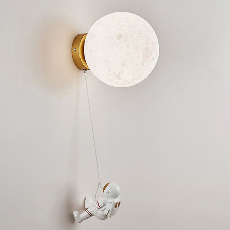 Nordic Style Iron Wall Light Ball Shape Wall Lamp for Children's Room (Included Doll)