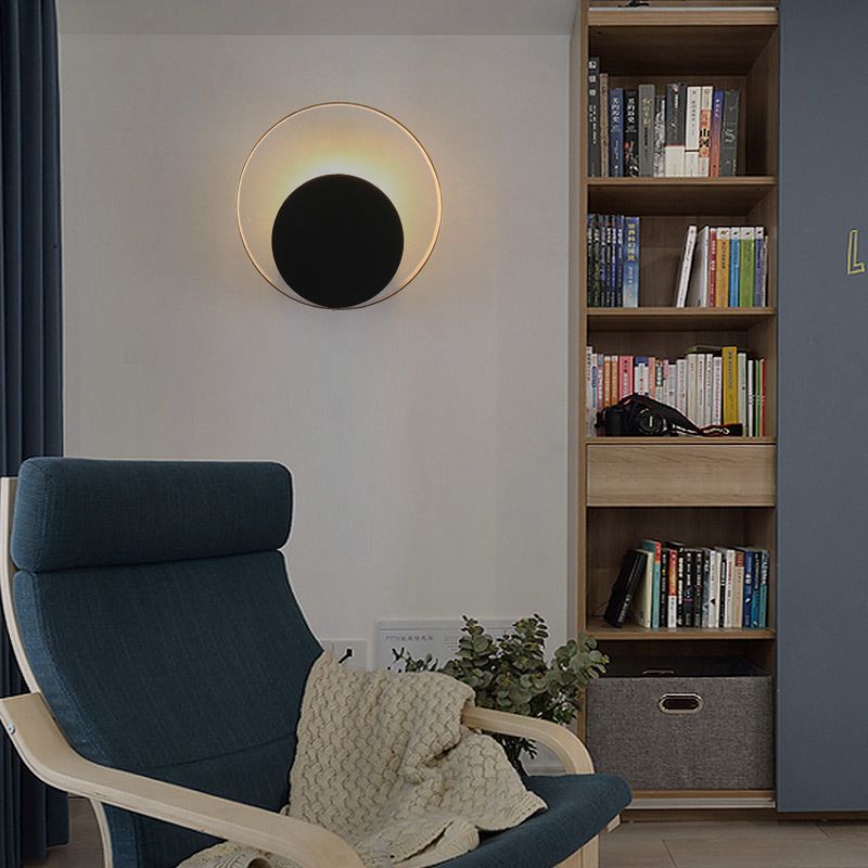 Black and Gold Single Wall Lamp in Modern Simplicity Copper Circular Wall Light for Interior Spaces