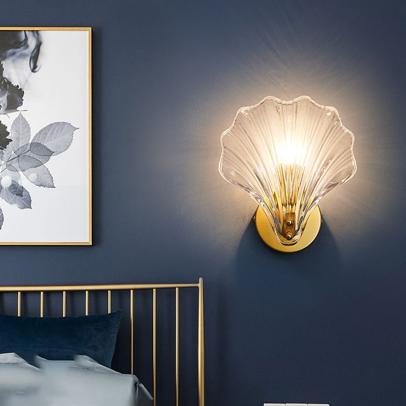 Unique Shape Glass Wall Light Modern Style 1-Light Wall Mount Light Fixture in Brass