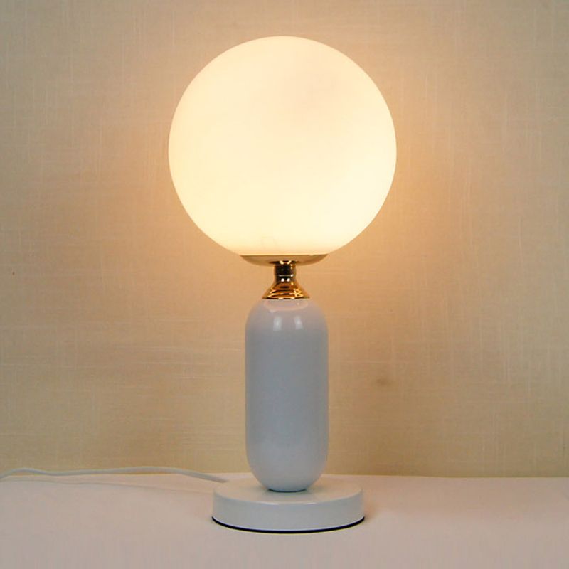 Modern Table Lamp Minimalist Metal Night Stand Lighting for Sitting Room Bedroom