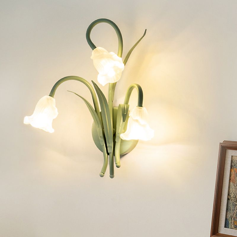 Modern Style Wall Mount Lamp Flower Shape with Glass Shade for Bedroom