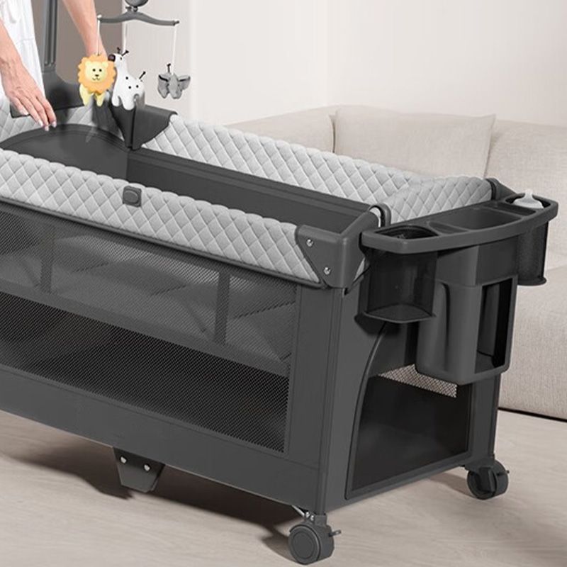 Color Matching Modern Nursery Bed Portable Crib with Casters