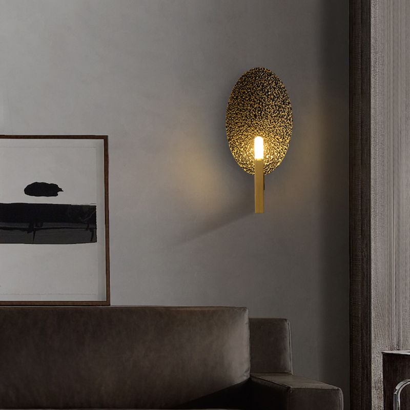 Modern Wall Mounted Light 1 Light Metal Flush Mount Wall Sconce in Gold Finish