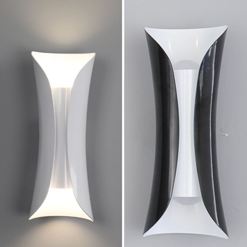 Modern Style Curl Wall Sconce Metallic 2-Lights Wall Mount Light in Black and White