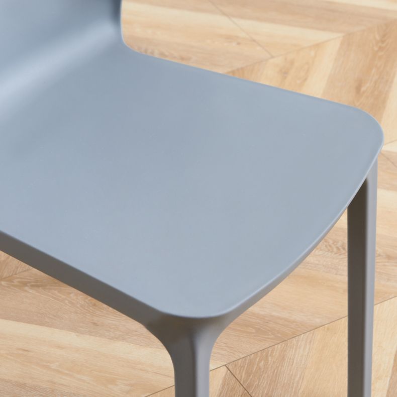 Contemporary Indoor-Outdoor Plastic Dining Chair Stacking Dining Chair