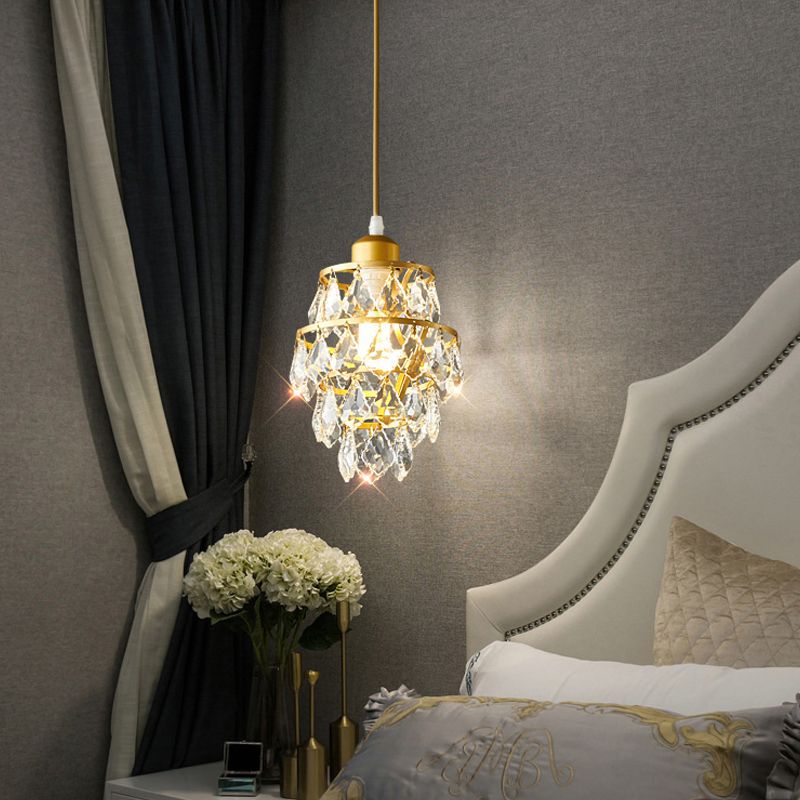 Petite lampe suspendue en cristal élégant