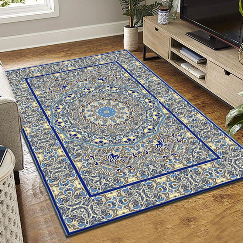 Dark Red Victorian Rug Polyester Graphic Rug Non-Slip Backing Rug for Living Room