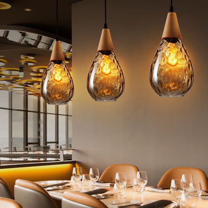 Cortique créatif moderne simple Cone en bois léger lampe suspendue avec une teinte en verre
