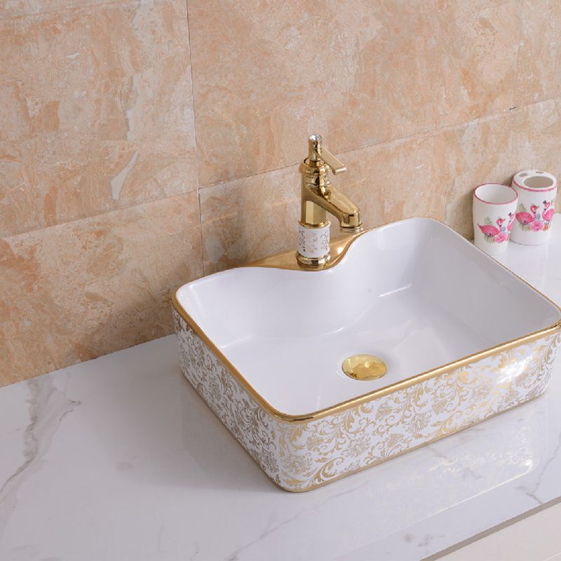 Traditional Vessel Bathroom Sink Oval Porcelain with Overflow Vessel