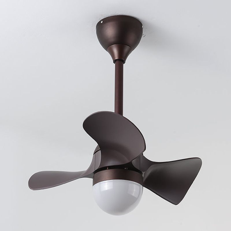Moderne Dome Shade Lüfter Leuchte Acrylschlafzimmer LED SEMI Flush Mount mit 3 kurzen Klingen in Weiß/Kaffee, 23 "W.
