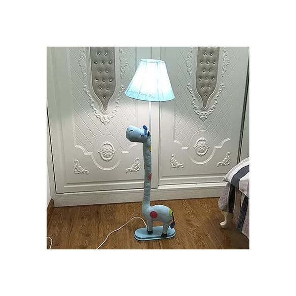 Luce da pavimento a forma di giraffa con tonalità affusolata 1 leggero lampada da pavimento in tessuto animale per camera da letto