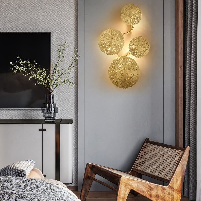 Metal Gold Wall Lamp in Modern Creative Style Stainless-Steel Lotus Shape Wall Sconce for Bedroom