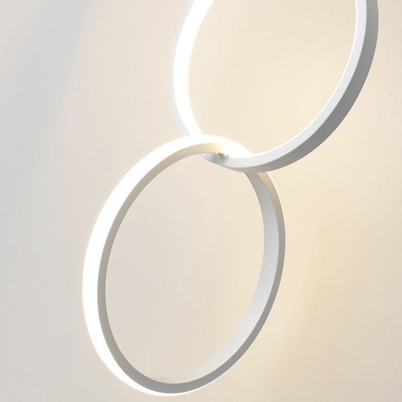 Minimalistische LED -Aufhängungshängung Anhänger Lichtkreis Hängende Leuchte mit Metallschatten