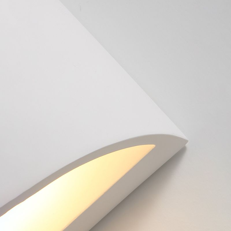 Simplicity Indoor LED Wall Lamp Modern Style Geometric Shaped Aluminum Alloy Sconce Light in White