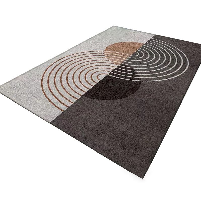 Dark Brown Carpet Polyester Graphic Carpet Washable Carpet for Drawing Room