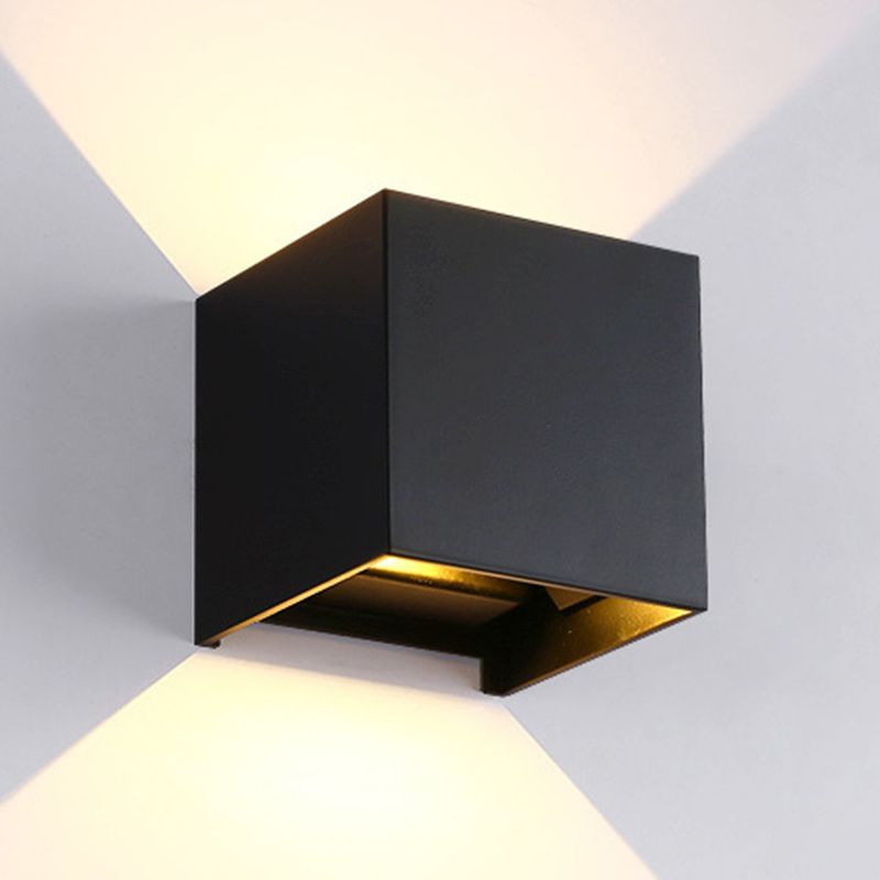 Contemporary Style Geometric Wall Lighting Metal 2 Lights Wall Light Fixture