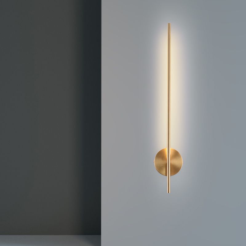 Linear Shade Metal Wall Sconce Modern Style Single Light Wall Lighting Fixtures in Brass