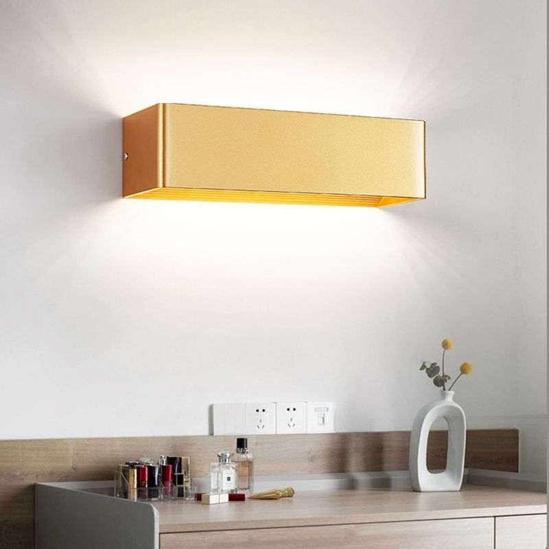 Forme carrée en métal applique de style moderne 2 lumières