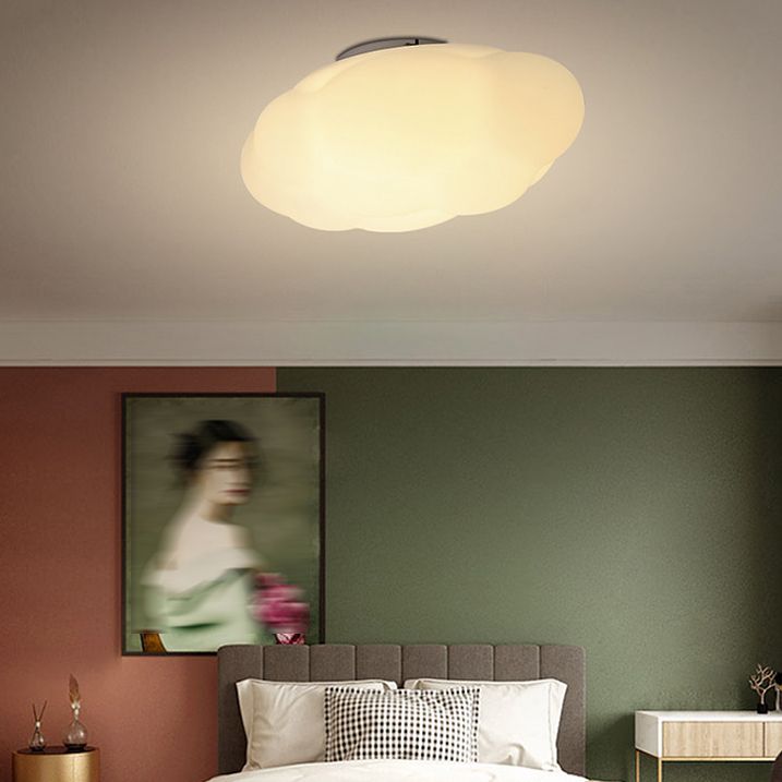 LED White Ceiling Light Modernism Flush Mount Lighting for Restaurant Foyer