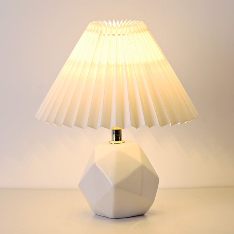 Modern Simple Table Lamp Ceramics Base Colorful Bulb Table Light for Living Room