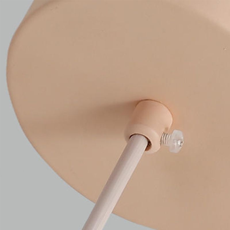 Forme de cône en métal Lumières suspendues modernes Macaron style 1 pendentif lumineux Light pour salle à manger