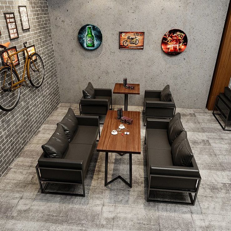 Industrial Brauner Esstisch Massivholz Tisch mit Metallbasis für Esszimmer