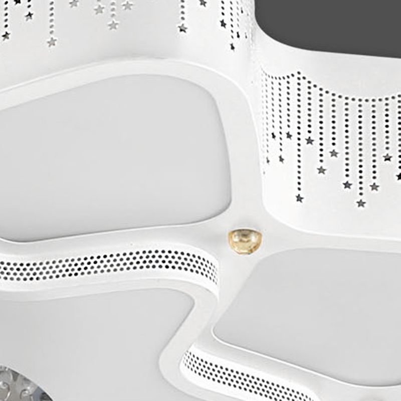 21"/24.5"/31.5" W Flower Crystal Flush Mount Lamp Modern LED Living Room Ceiling Mounted Fixture in White