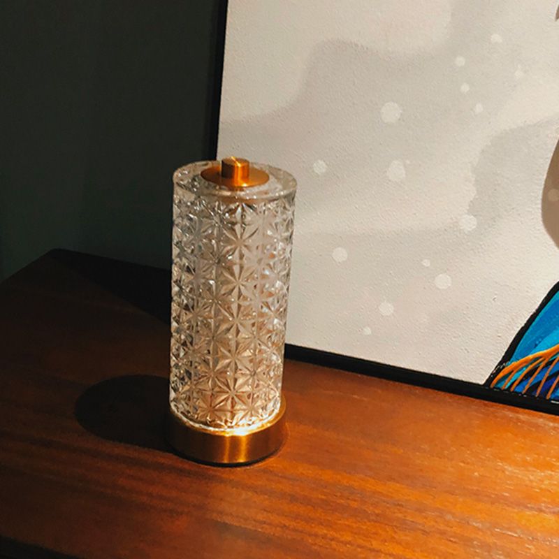 Lampada cilindrica di cristallo cilindrica Night Light Minimalist Gold Led Light per soggiorno