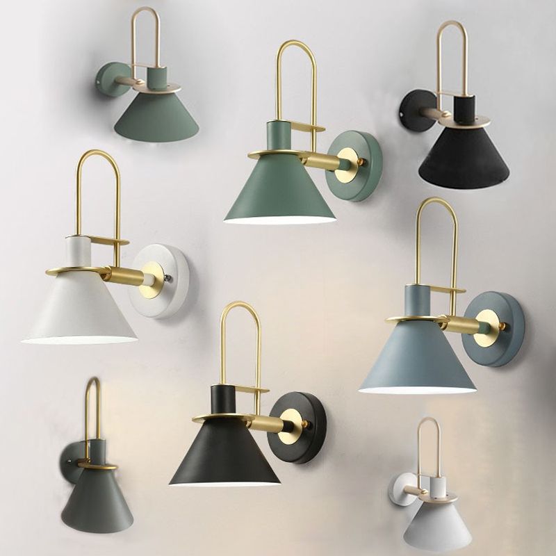 Accesorio de iluminación de pared nórdica Diconce de luz de pared de metal para dormitorio