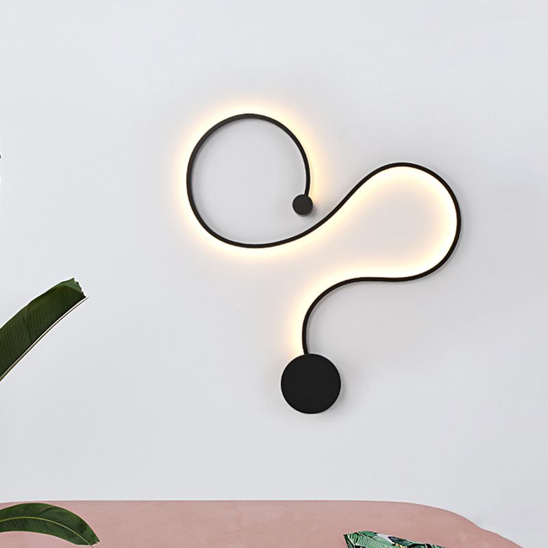 Metal Snake-Like Wall Sconce Lighting Simplicity 25.5"/50" W LED Wall Mount Lamp in Black, Warm/White Light