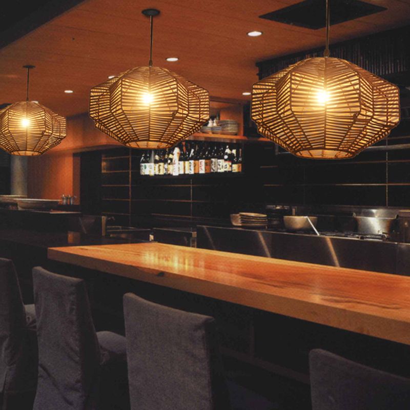 Lasergeschnittene Anhänger Beleuchtung Japaner Rattan 1 Lampen -Decken -Suspensionslampe im Kaffee