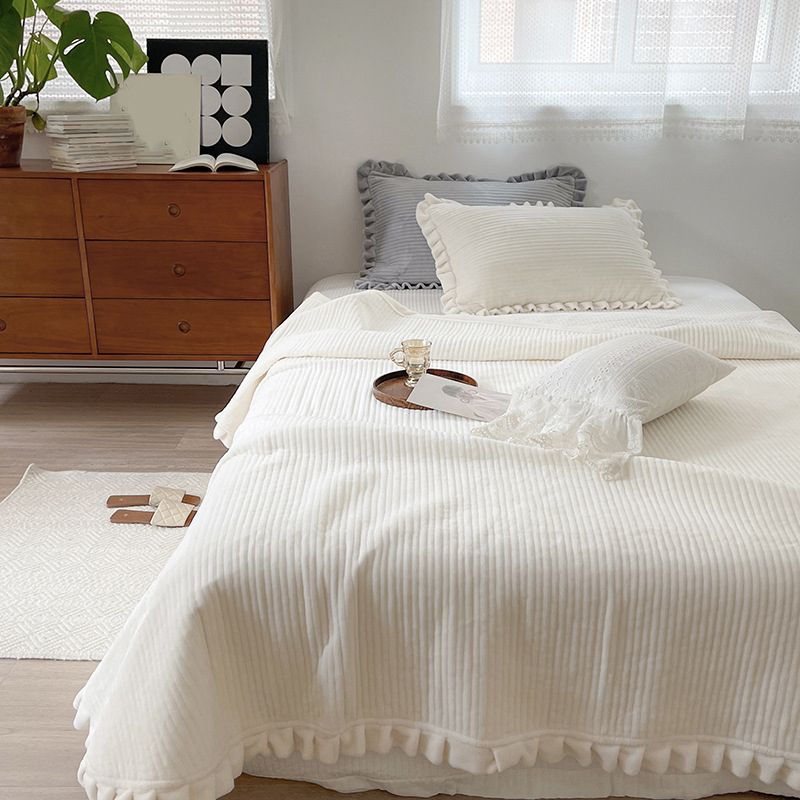 Soft Bed Sheet Set Breathable Solid Color Flannel Bed Sheet Set