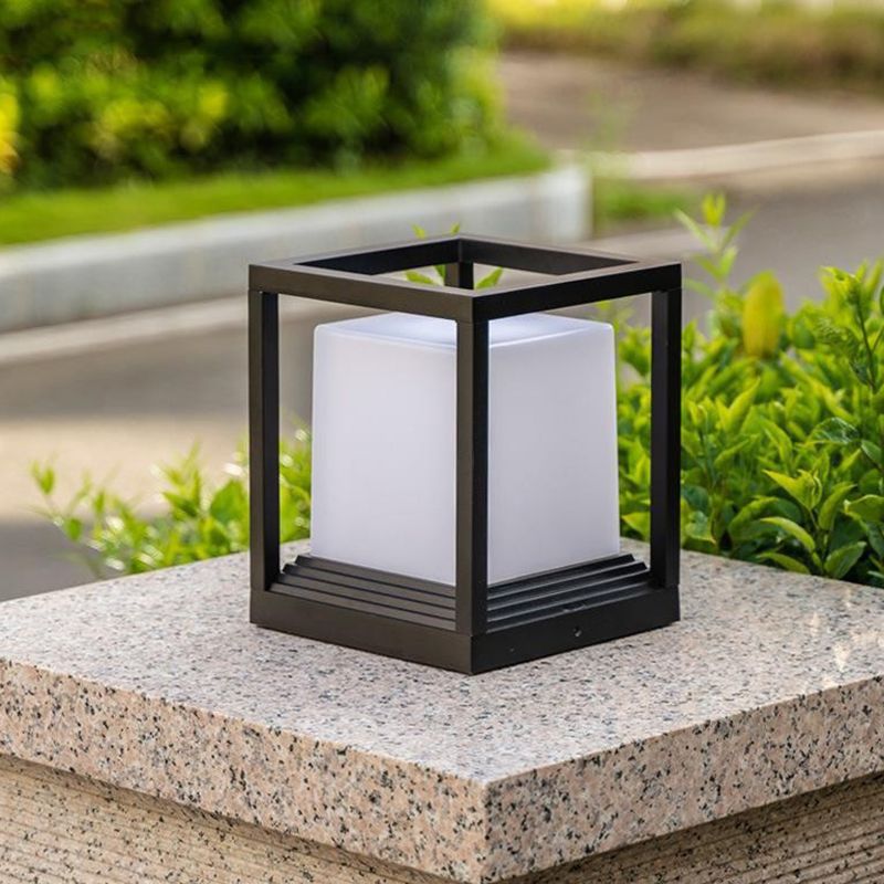 Square LED Pillar Lamp Metal Waterproof Outdoor Light for Garden