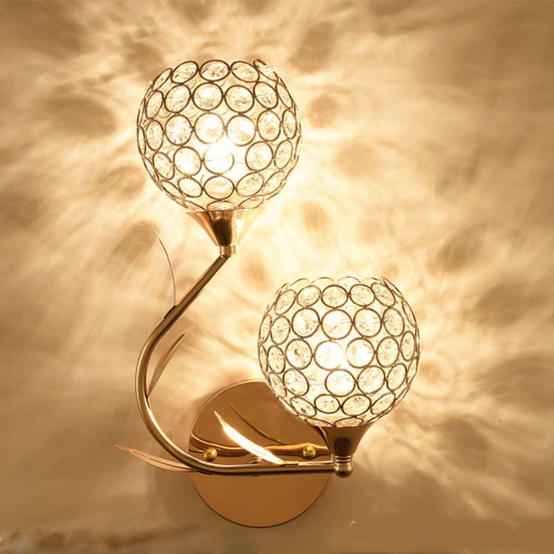 Lampada a monte a parete globale moderna lampada montata a parete a 2 luci con tonalità di cristallo chiaro