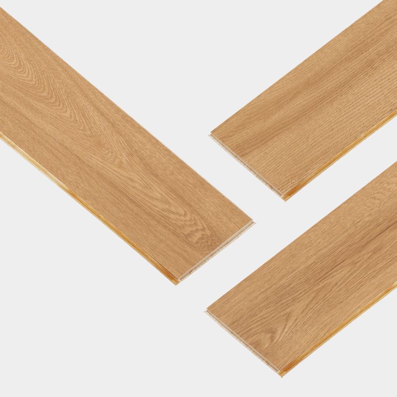 Tradition Pine Wood Hardwood Flooring Smooth Waterproof Solid Wood Flooring