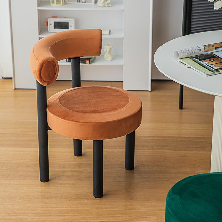 Silla de comedor de terciopelo contemporáneo, silla sin brazos de comedor de metal para uso en restaurantes