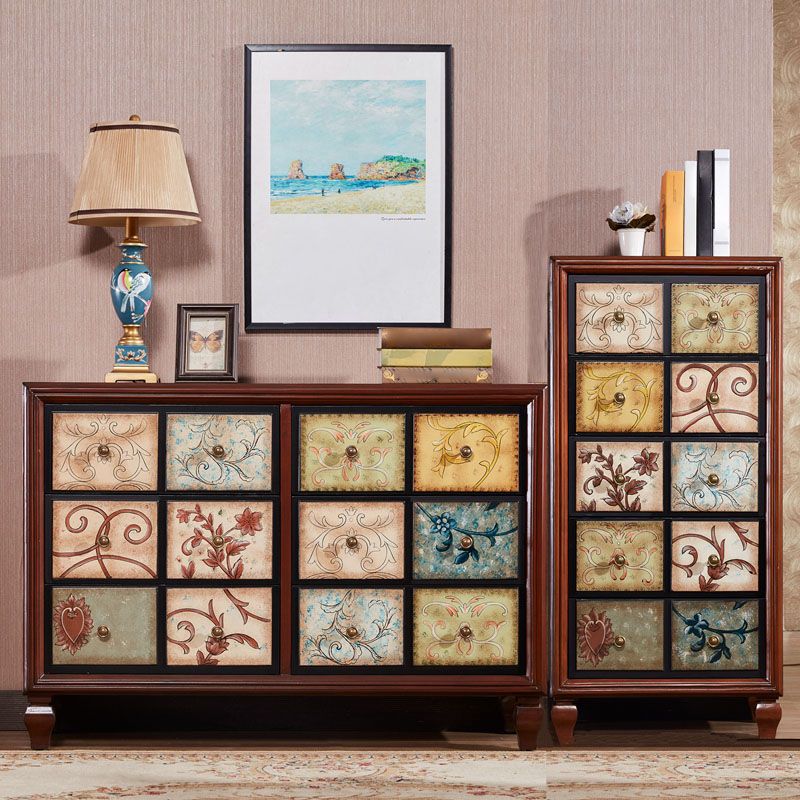Traditional Solid Wood Storage Chest Bedroom Chest in Brown with Drawers