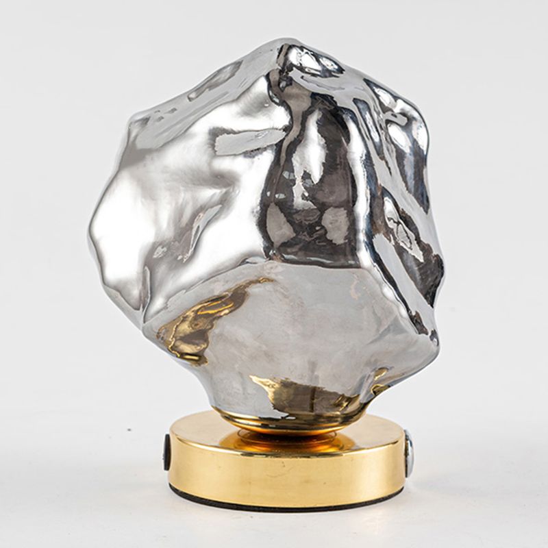 Lámpara de mesa de oro de 1 luces de color nocturna de vidrio en forma de piedra