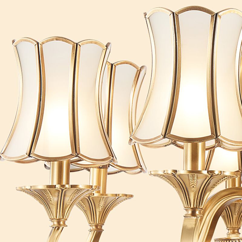 6 teste Illuminazione lampadario Colonia Sputnik Metal Sussed Lighting in oro con capesante glassata in vetro bianco
